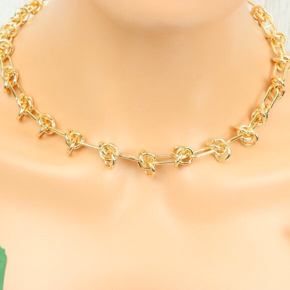 "Minimalist & Elegant Necklace Chain – Perfect for Women & Girls | UNVRC1636 - Picture 10 of 10